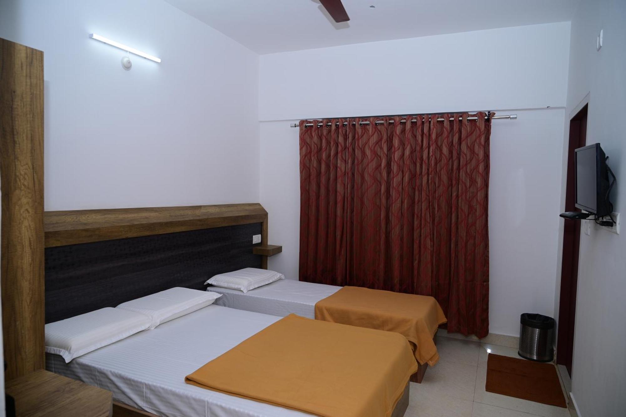 B Six Hotel Bangalore Eksteriør bilde