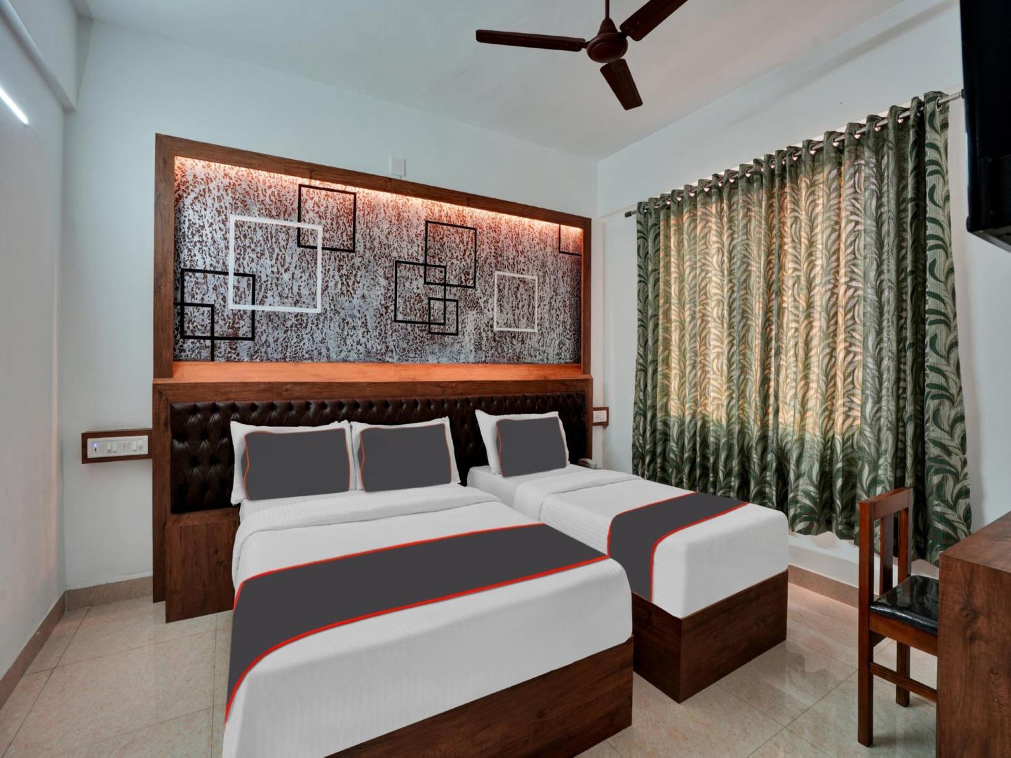 B Six Hotel Bangalore Eksteriør bilde